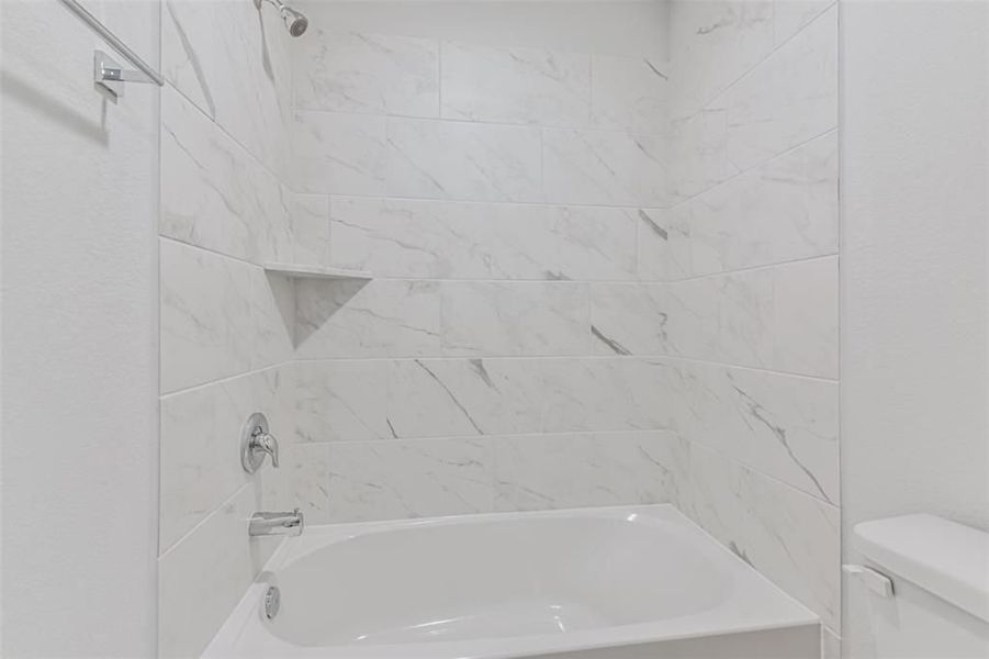 Image 67 of a home in Lakes at Black Oak.