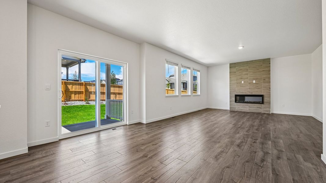 Spacious, unfurnished interior of a new home in Trails at Crowfoot, Parker (Image 13). Spacious, unfurnished interior of a new home in Trails at Crowfoot, Parker (Image 13).