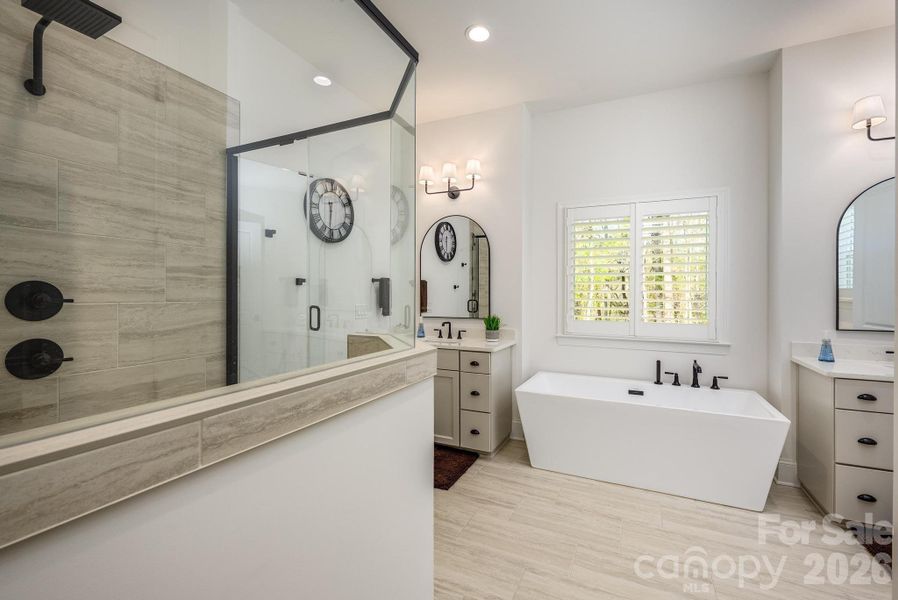 Primary Bedroom Bath