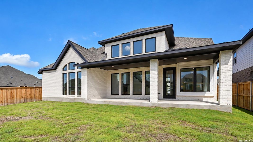 Exterior details and patio area of a home in Mayfair, New Braunfels (Image 4).