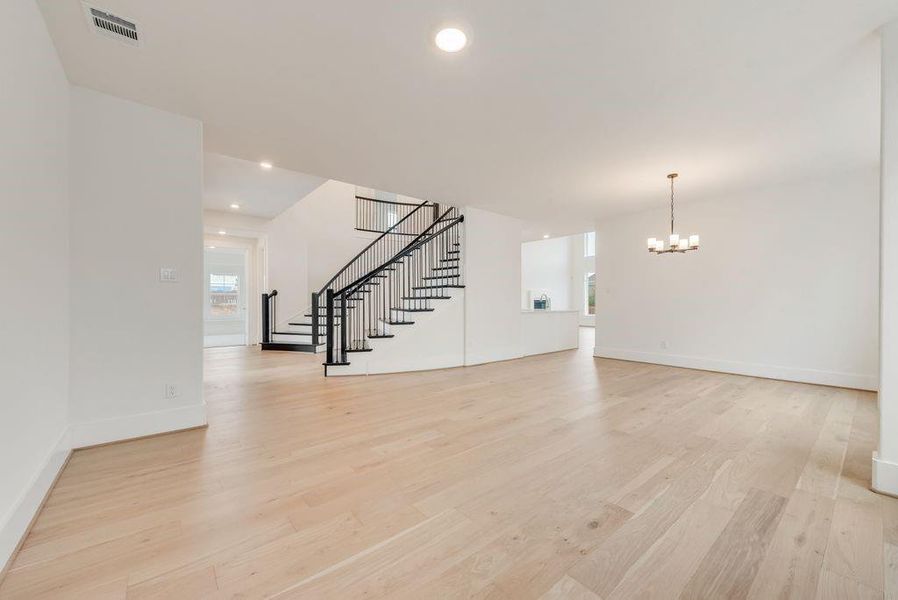 Spacious, unfurnished interior of a new home in Silverleaf Estates in Frisco, Frisco (Image 19).