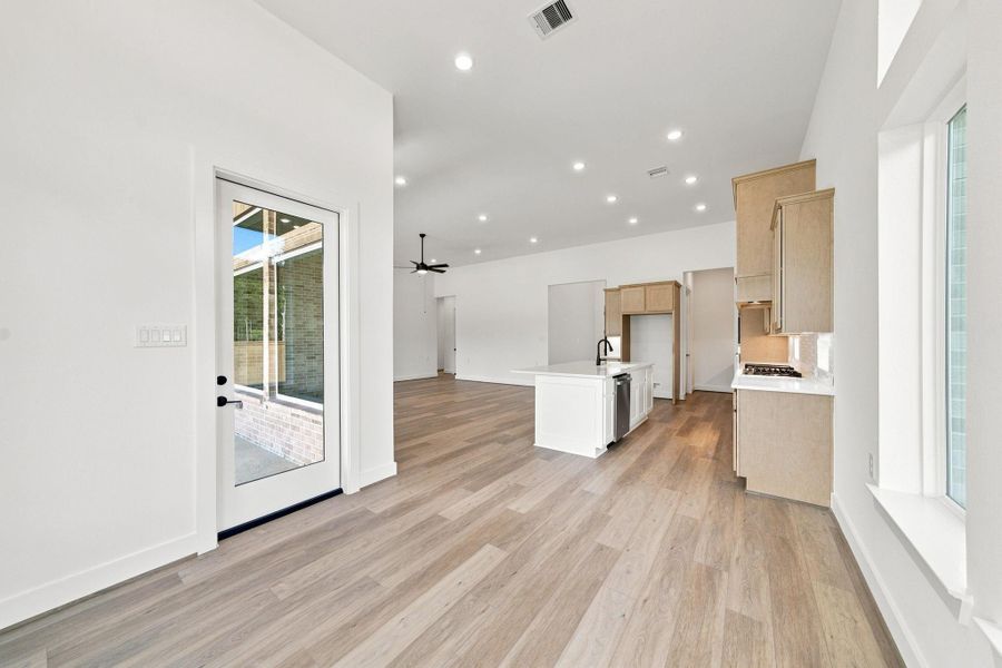 Spacious, unfurnished interior of a new home in The Highlands, Porter (Image 24).