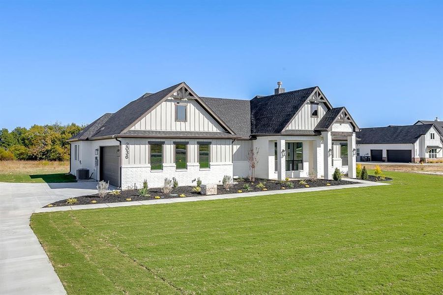 Front exterior of a new home in , Weatherford, TX, highlighting curb appeal (Image 20).
