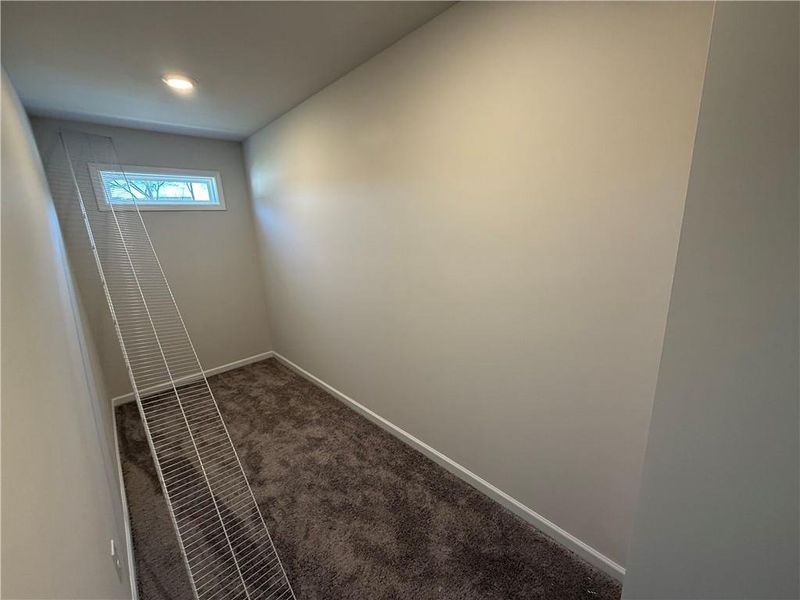 Spacious, unfurnished interior of a new home in Longview Run, Decatur (Image 6).