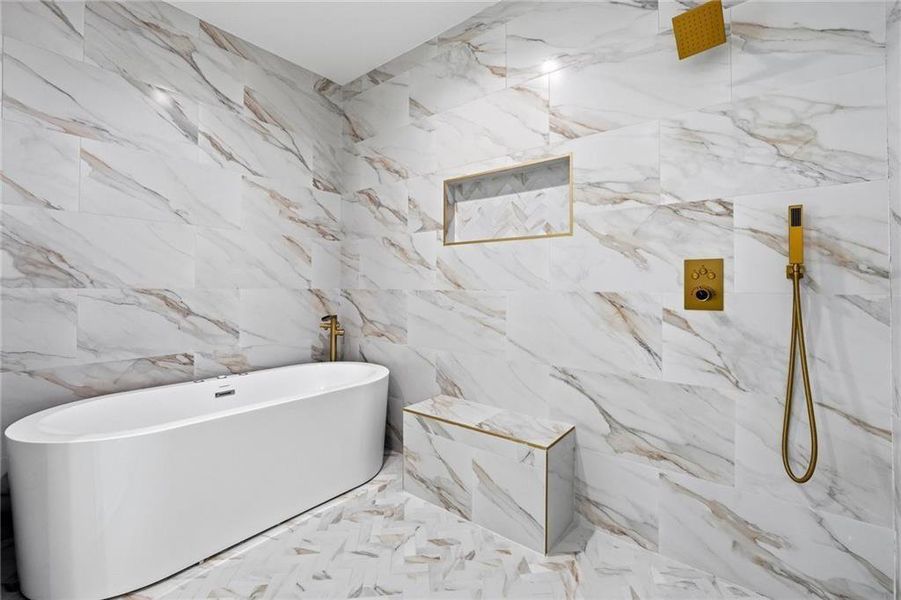 Furnished interior view inside a new home in , Atlanta (Image 8).