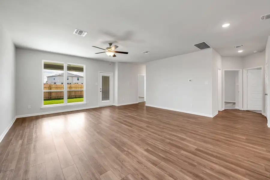Representative unfurnished interior of a home built from the The 1818 by Stylecraft Builders in South Pointe, Temple (Image 12).