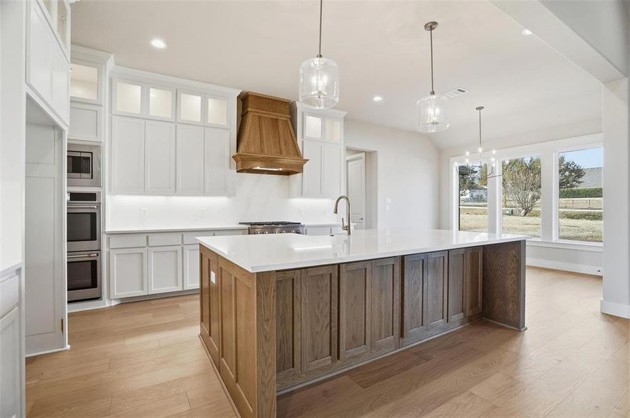 Furnished interior view inside a new home in Aledo Heights - Aledo ISD, Annetta South (Image 4).
