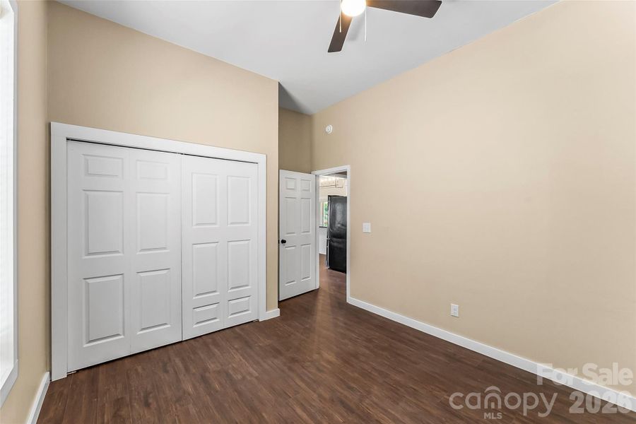 Spacious, unfurnished interior of a new home in , Lenoir (Image 13).