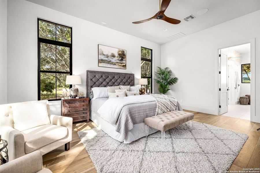 Furnished interior view inside a new home in , New Braunfels (Image 11). Furnished interior view inside a new home in , New Braunfels (Image 11).