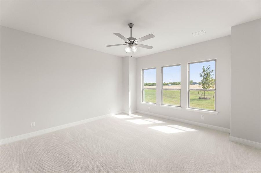 Spacious, unfurnished interior of a new home in Settler's Glen, New Fairview (Image 35).