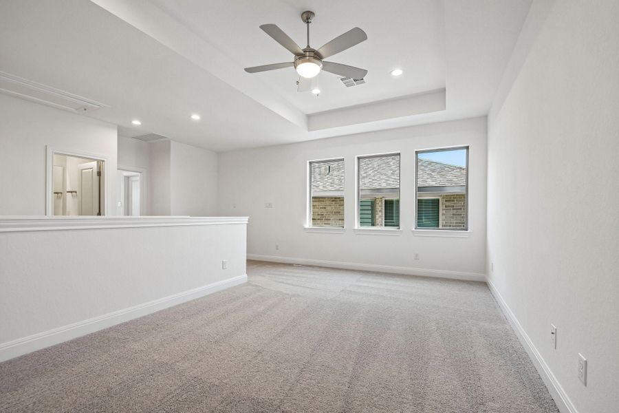 Spacious, unfurnished interior of a new home in 6 Creeks, Kyle (Image 21).