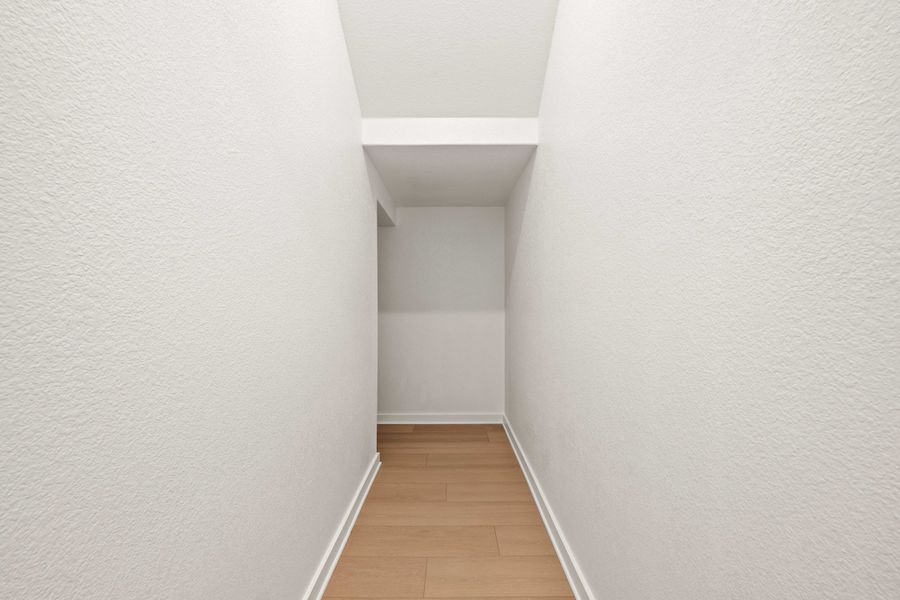 Spacious, unfurnished interior of a new home in Wolf Ranch, Georgetown (Image 50).