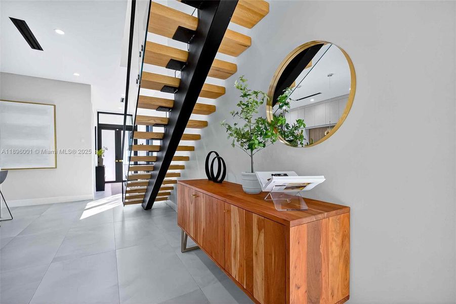 Furnished interior view inside a new home in , Fort Lauderdale (Image 31).