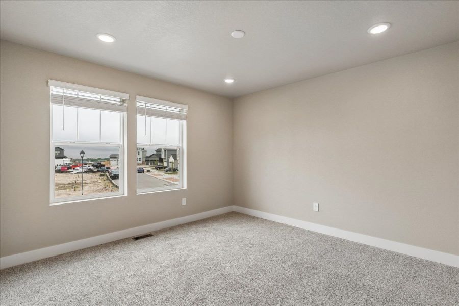 Spacious, unfurnished interior of a new home in Aspen Meadows-4, Colorado Springs (Image 15). Spacious, unfurnished interior of a new home in Aspen Meadows-4, Colorado Springs (Image 15).