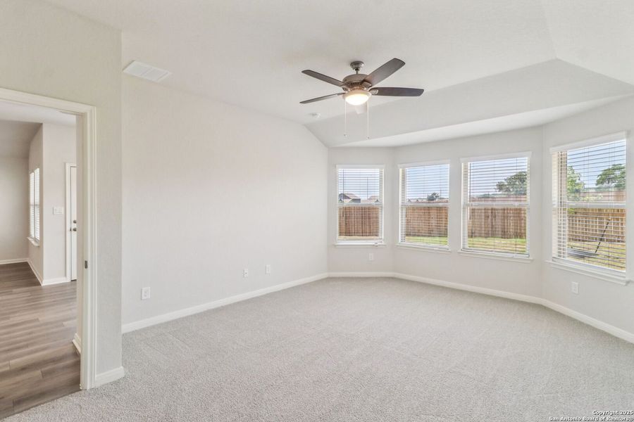 Spacious, unfurnished interior of a new home in Kallison Ranch, San Antonio (Image 19).