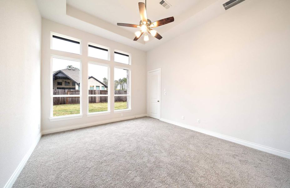 Representative unfurnished interior of a home built from the 2349 by Ravenna Homes in The Highlands 55′, Porter (Image 30). Representative unfurnished interior of a home built from the 2349 by Ravenna Homes in The Highlands 55′, Porter (Image 30).
