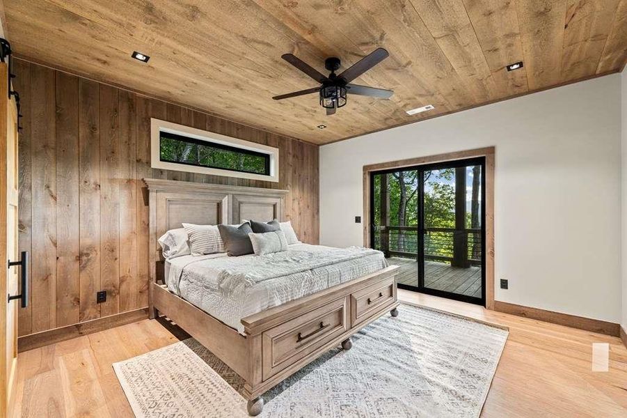 Furnished interior view inside a new home in , Blue Ridge (Image 49).
