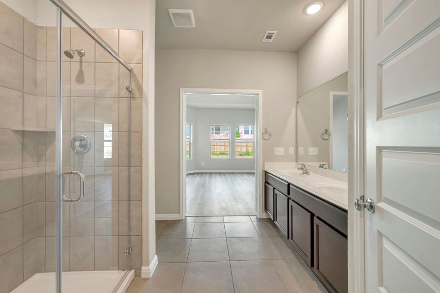 Owner's Bathroom