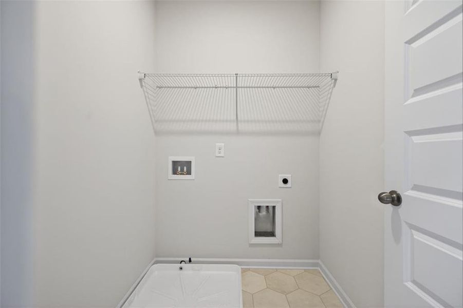 Spacious, unfurnished interior of a new home in Jameson Towns, Villa Rica (Image 29).