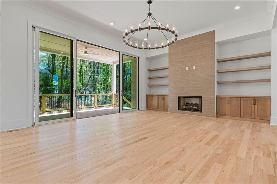 Spacious, unfurnished interior of a new home in , Marietta (Image 67).