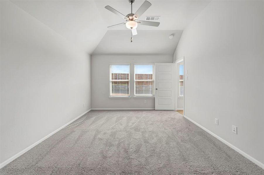 Spacious, unfurnished interior of a new home in Elevon, Lavon (Image 19).