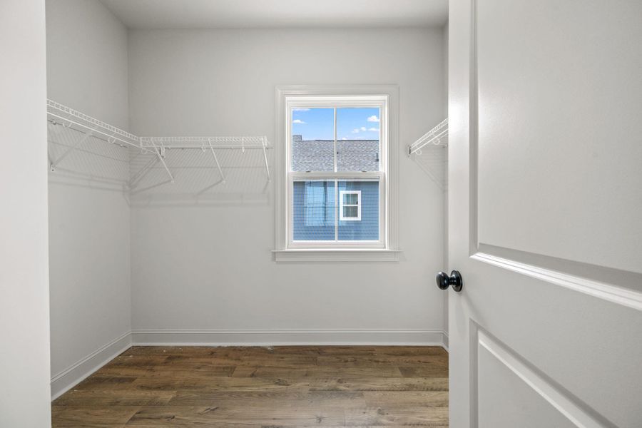 Spacious, unfurnished interior of a new home in , Summerville (Image 22).