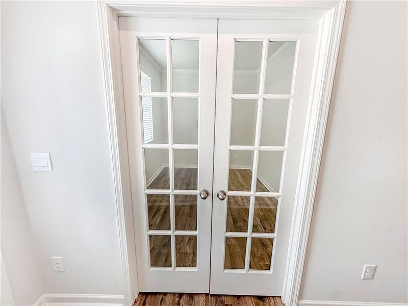 Spacious, unfurnished interior of a new home in Oakhurst Glen, Fairburn (Image 25).