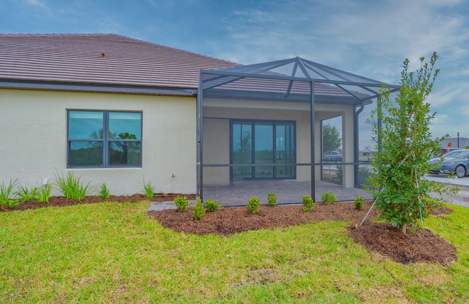 Representative exterior details of a home built from the Sandcastle 2 by Neal Communities in Vistera of Venice, Venice (Image 3).