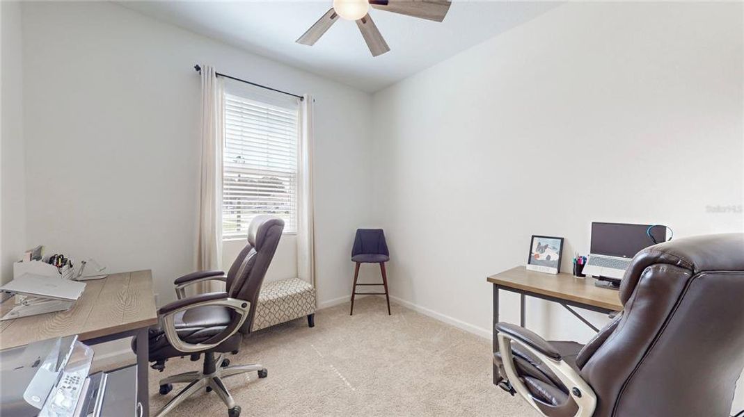 Furnished interior view inside a new home in , Winter Haven (Image 15).