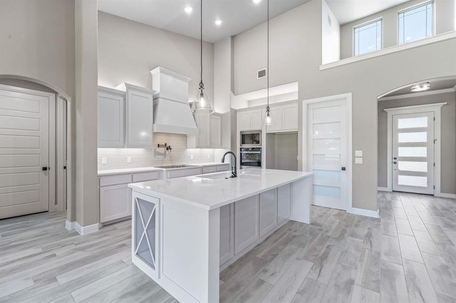 Furnished interior view inside a new home in Pecan Plantation, Granbury (Image 12).