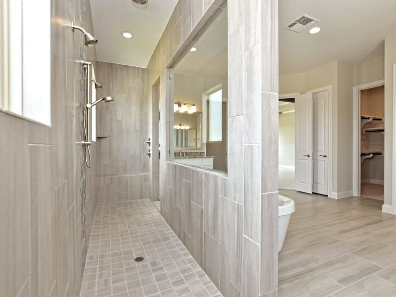 Representative furnished interior of a home built from the Siena III by Giddens Homes in Clearwater Ranch, Liberty Hill (Image 132).