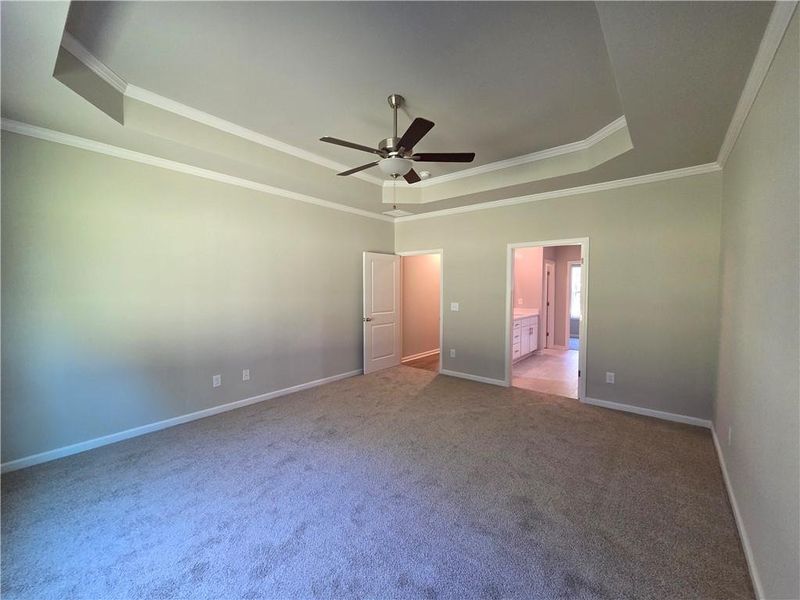 Spacious, unfurnished interior of a new home in River Meadows, Bethlehem (Image 31).