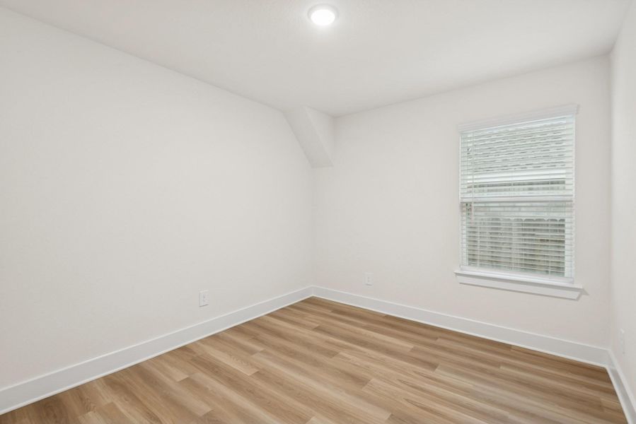 Spacious, unfurnished interior of a new home in Magnolia Ridge, Magnolia (Image 11).