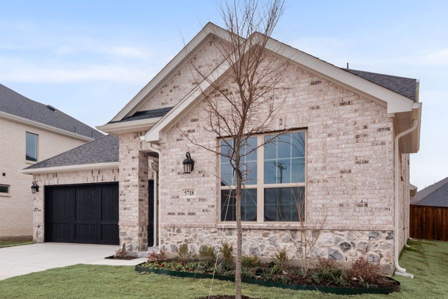 Front Elevation Front Elevation