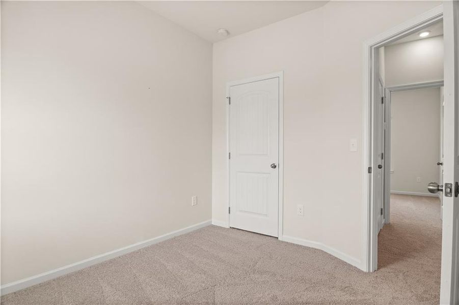 Spacious, unfurnished interior of a new home in Hillcrest Park, Ringgold (Image 11).