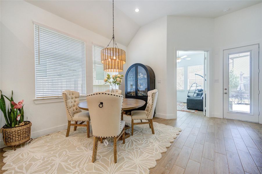 A welcoming dining space filled with natural light. A welcoming dining space filled with natural light.