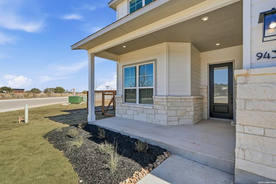 Exterior details and patio area of a home in The Crossvine, Schertz (Image 26).