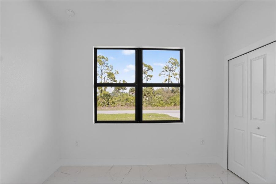 Spacious, unfurnished interior of a new home in , Rotonda West (Image 47).