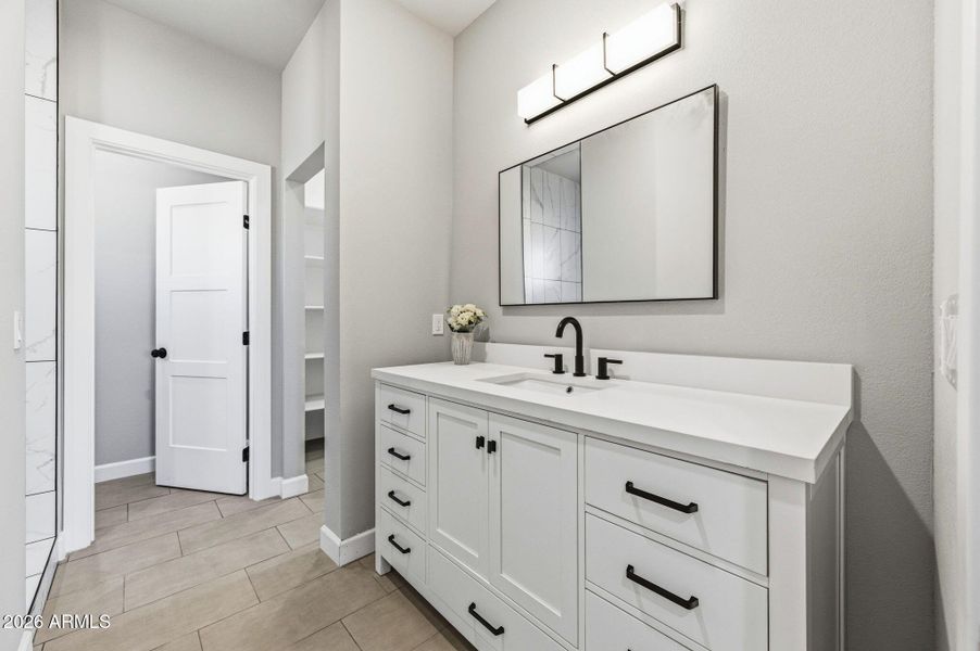 51-web-or-mls-78 N Pettoshas Dr-53