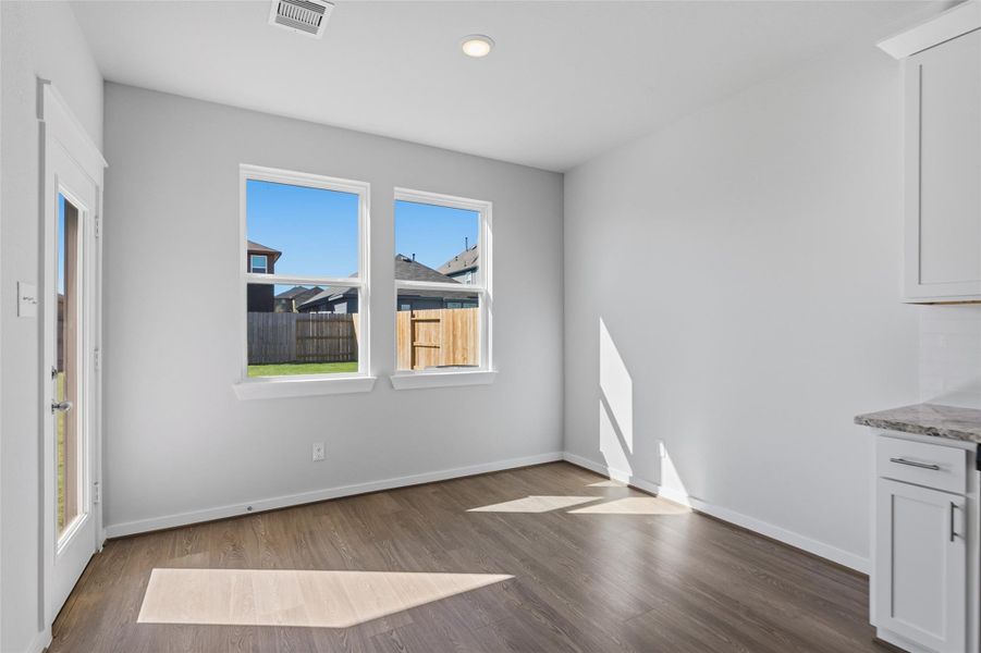 Spacious, unfurnished interior of a new home in Colony at Pinehurst, Pinehurst (Image 14).