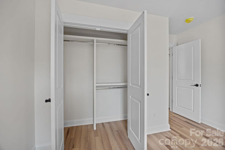 Spacious, unfurnished interior of a new home in , Salisbury (Image 40).