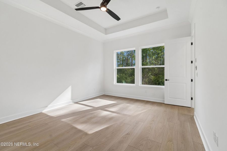 Spacious, unfurnished interior of a new home in Reflections 40' Front Load, Ponte Vedra (Image 19).