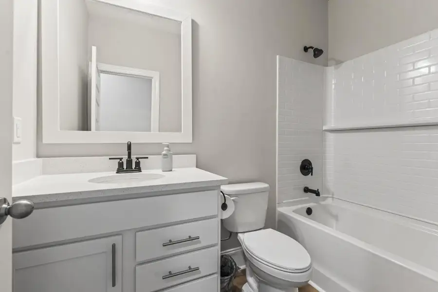 Furnished interior view inside a new home in White Oak Estates, Conway (Image 10).