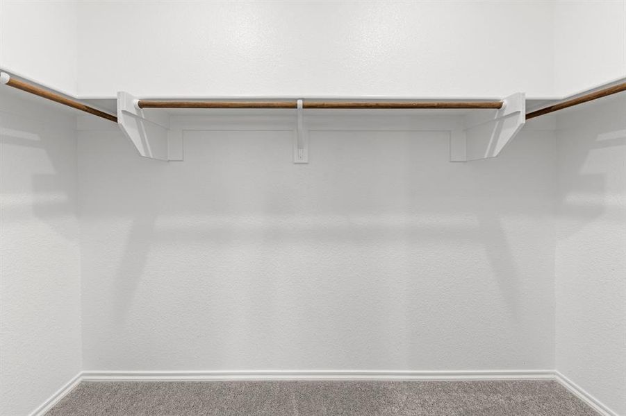 24. 8224 Kingfisher - Closet