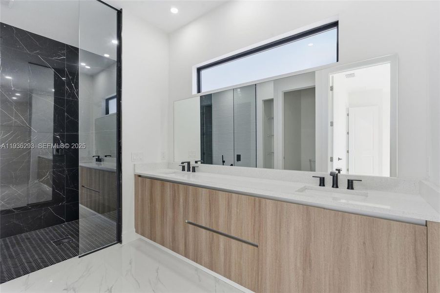 Furnished interior view inside a new home in , Cape Coral (Image 19).