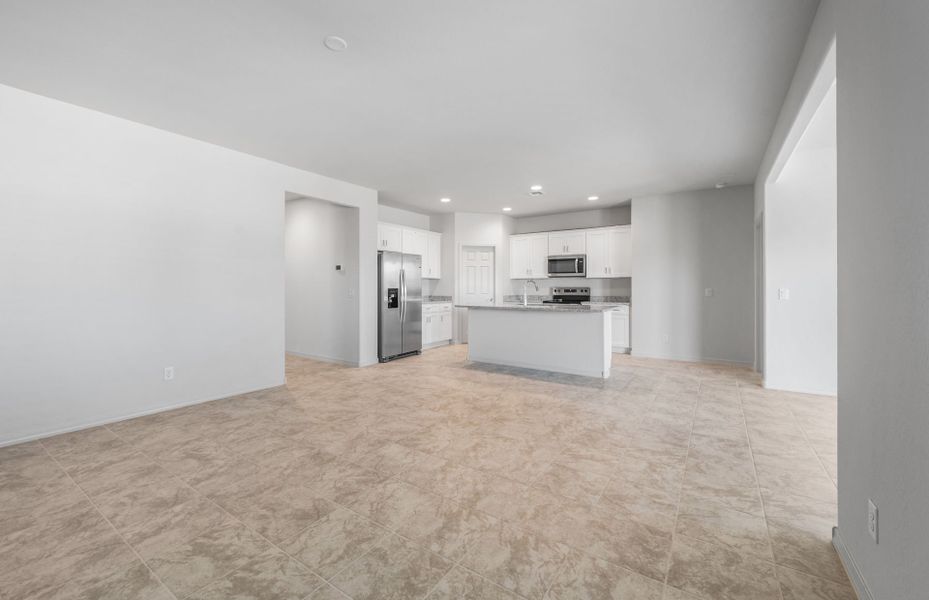 Spacious, unfurnished interior of a new home in Hayden Estates, Buckeye (Image 22).