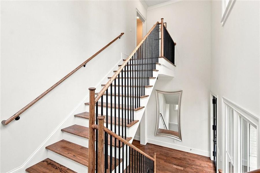 Image 87 of a home in .