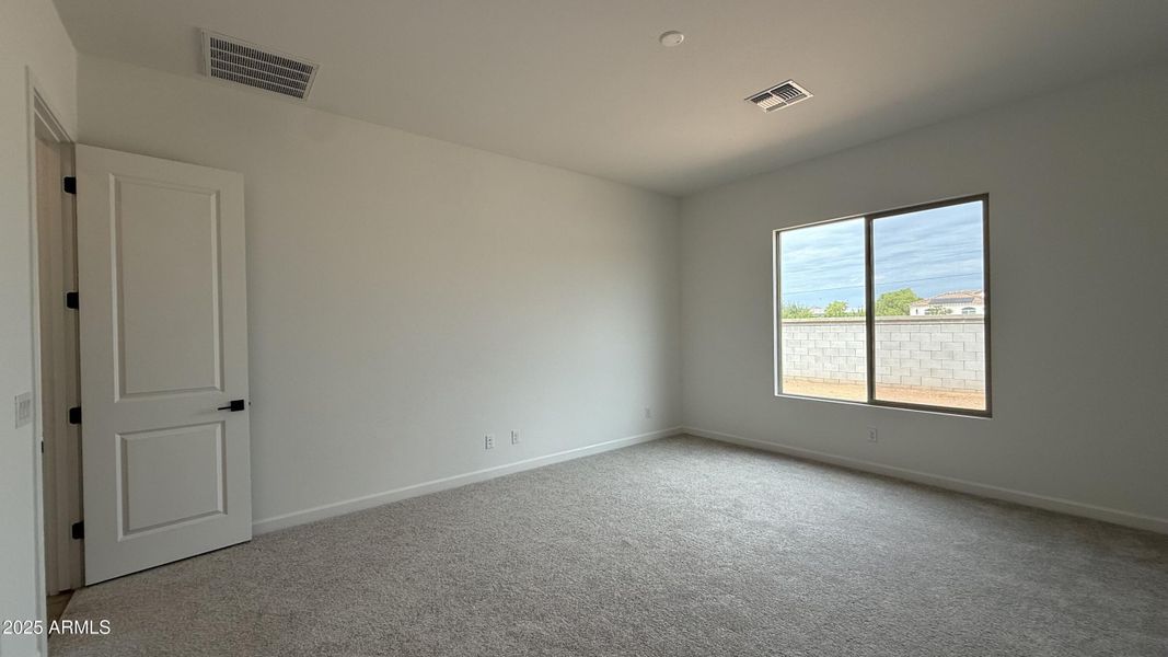 023 - Owner's Suite 023 - Owner's Suite