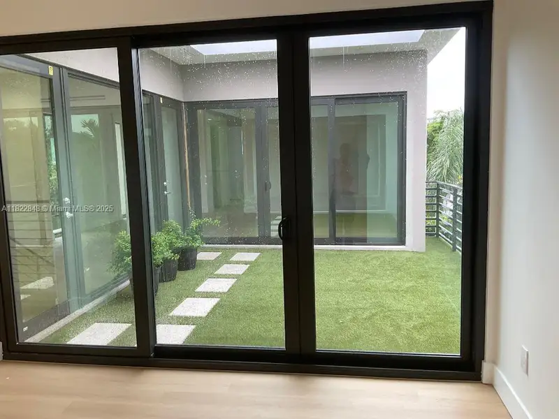 Furnished interior view inside a new home in , Fort Lauderdale (Image 16).