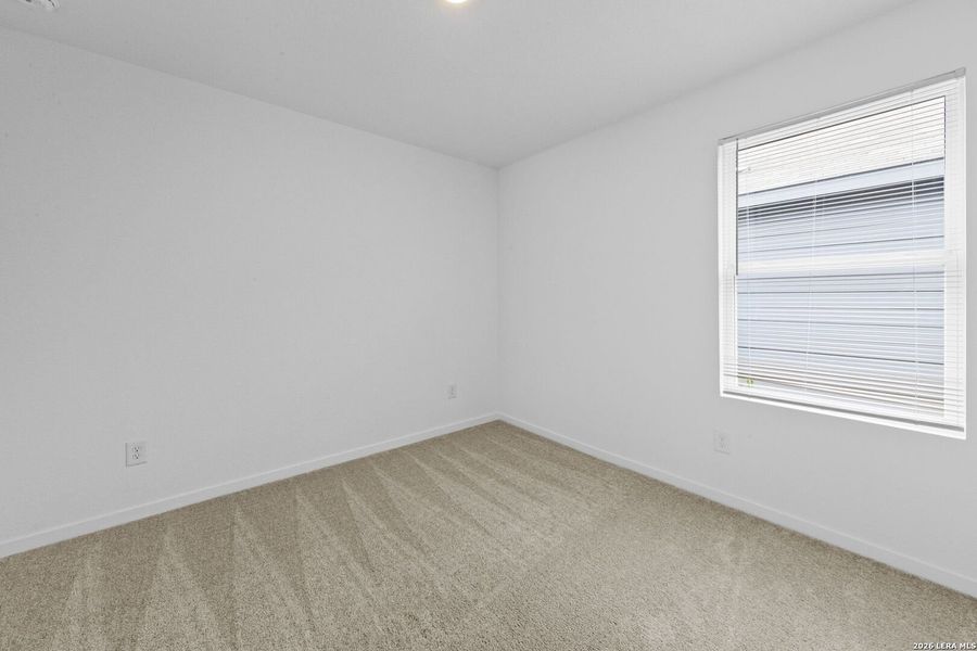 Spacious, unfurnished interior of a new home in Spring Grove, San Antonio (Image 20).